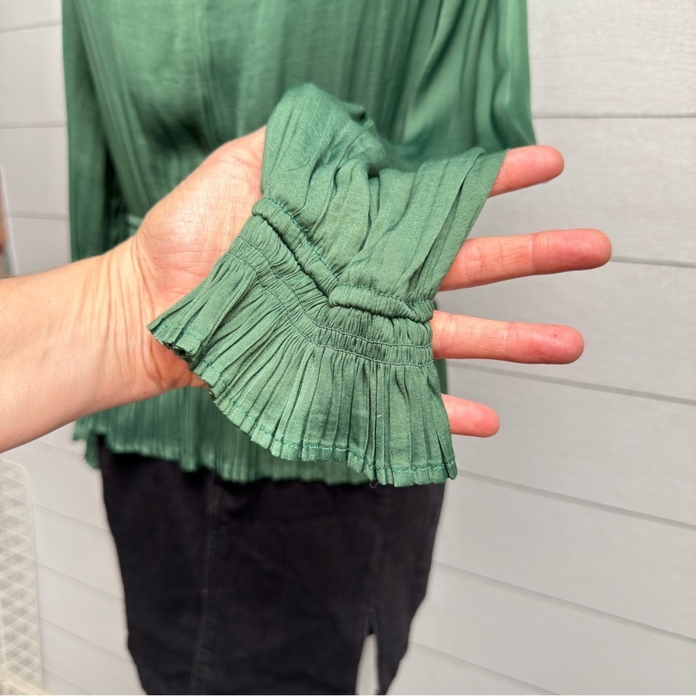 Philosophy | Forest Green Pleated Blouse | Soft Dramatic | Medium - Picture 11 of 11